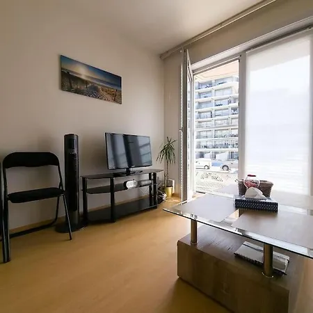 Apartment Cozy With Pool Close To The Sea Ostend