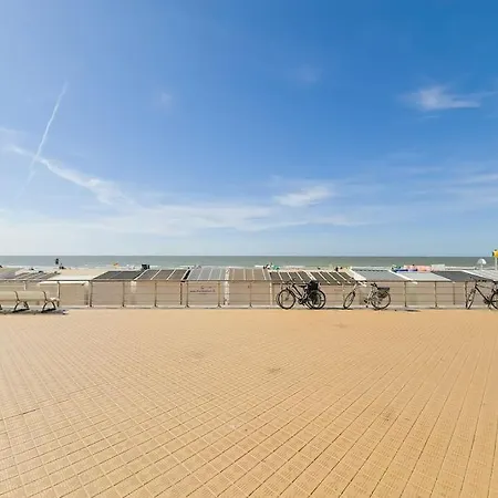 Cozy With Pool Close To The Sea * Oostende
