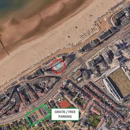 Cozy With Pool Close To The Sea Lejlighed