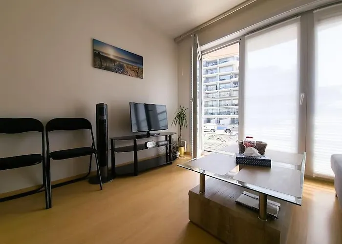 Apartment Cozy With Pool Close To The Sea Ostend