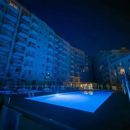 Cozy With Pool Close To The Sea Appartement