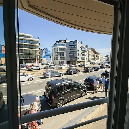 Cozy With Pool Close To The Sea Oostende